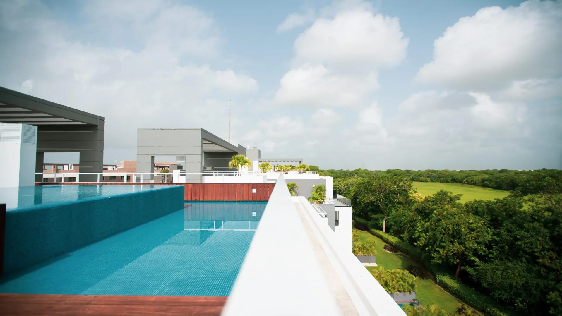 3 bedrooms Apartments with Golf Course View- Residencial Corasol- Playa del Carmen