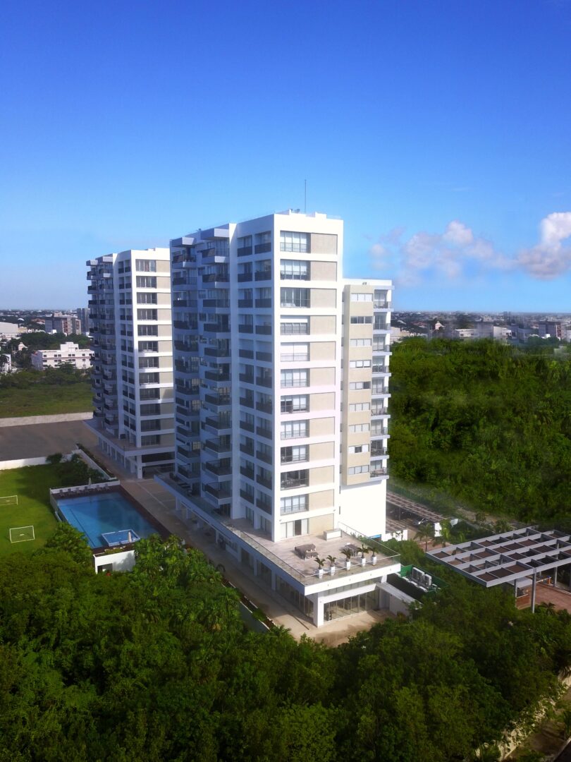 SAFE AND EXCLUSIVE CONDOMINIUM FOR SALE CANCUN